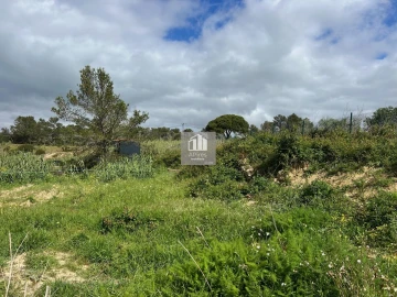 Terreno para Venda em Caparica e Trafaria