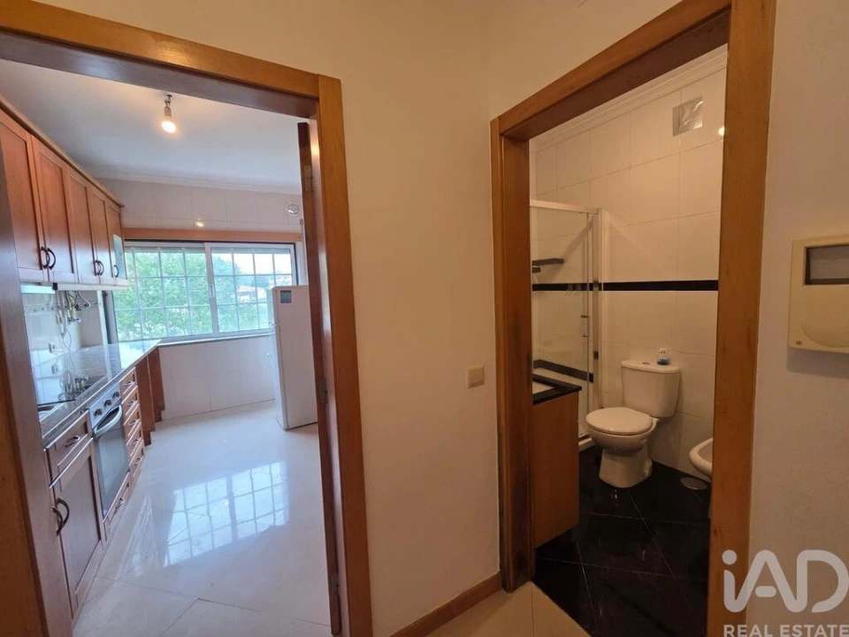 Apartamento T2 para Venda em Santa Comba Dão e Couto do Mosteiro Foto 7