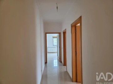 Apartamento T2 para Venda em Santa Comba Dão e Couto do Mosteiro