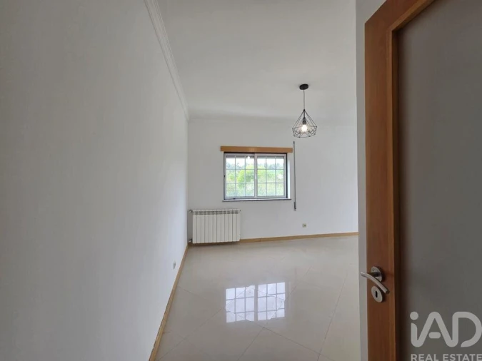 Apartamento T2 para Venda em Santa Comba Dão e Couto do Mosteiro Foto 17