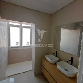 Apartamento T2 para Venda em Queluz e Belas