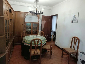 Moradia T7 para Venda em Adoufe e Vilarinho de Samardã