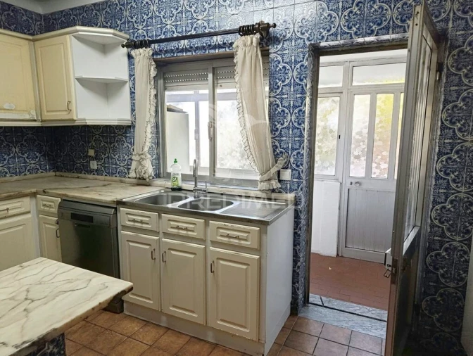 Moradia T7 para Venda em Adoufe e Vilarinho de Samardã Foto 17