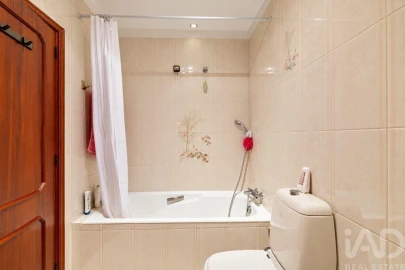 Moradia T4 para Venda em Coronado (São Romão e São Mamede)