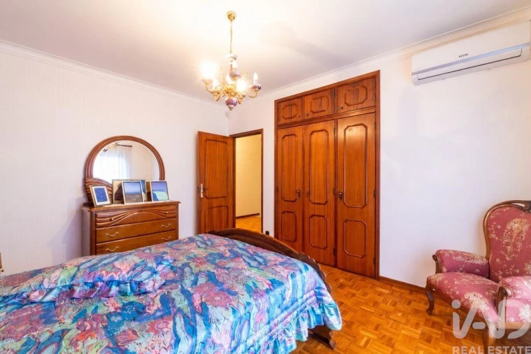 Moradia T4 para Venda em Coronado (São Romão e São Mamede) Foto 20