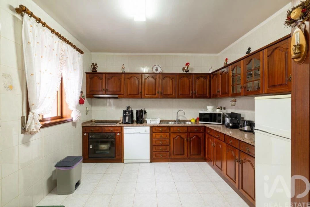 Moradia T4 para Venda em Coronado (São Romão e São Mamede) Foto 25