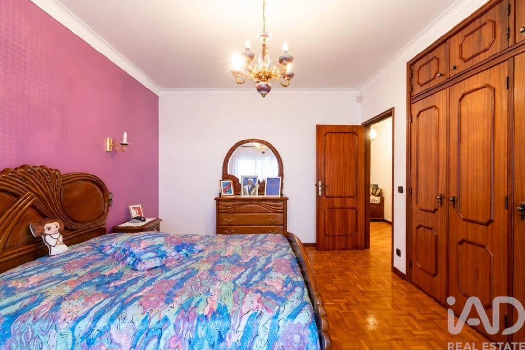 Moradia T4 para Venda em Coronado (São Romão e São Mamede) Foto 17