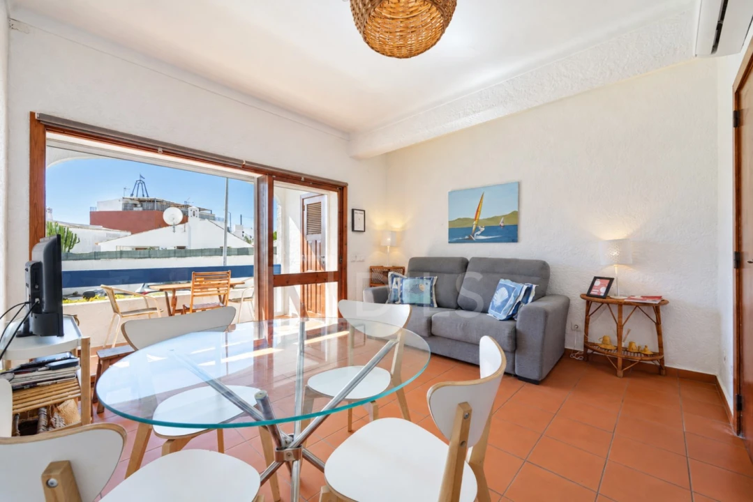 Apartamento T1 para Venda em Albufeira e Olhos de Água Foto 1