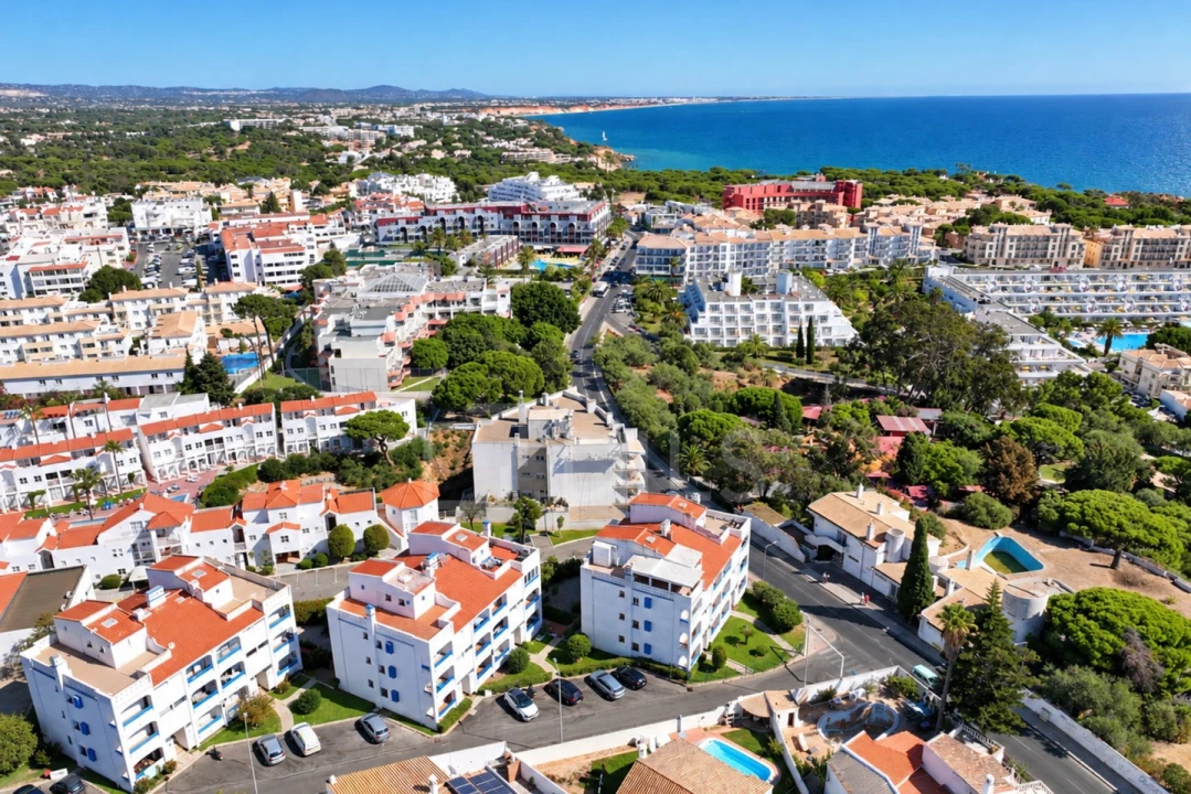 Apartamento T1 para Venda em Albufeira e Olhos de Água Foto 22