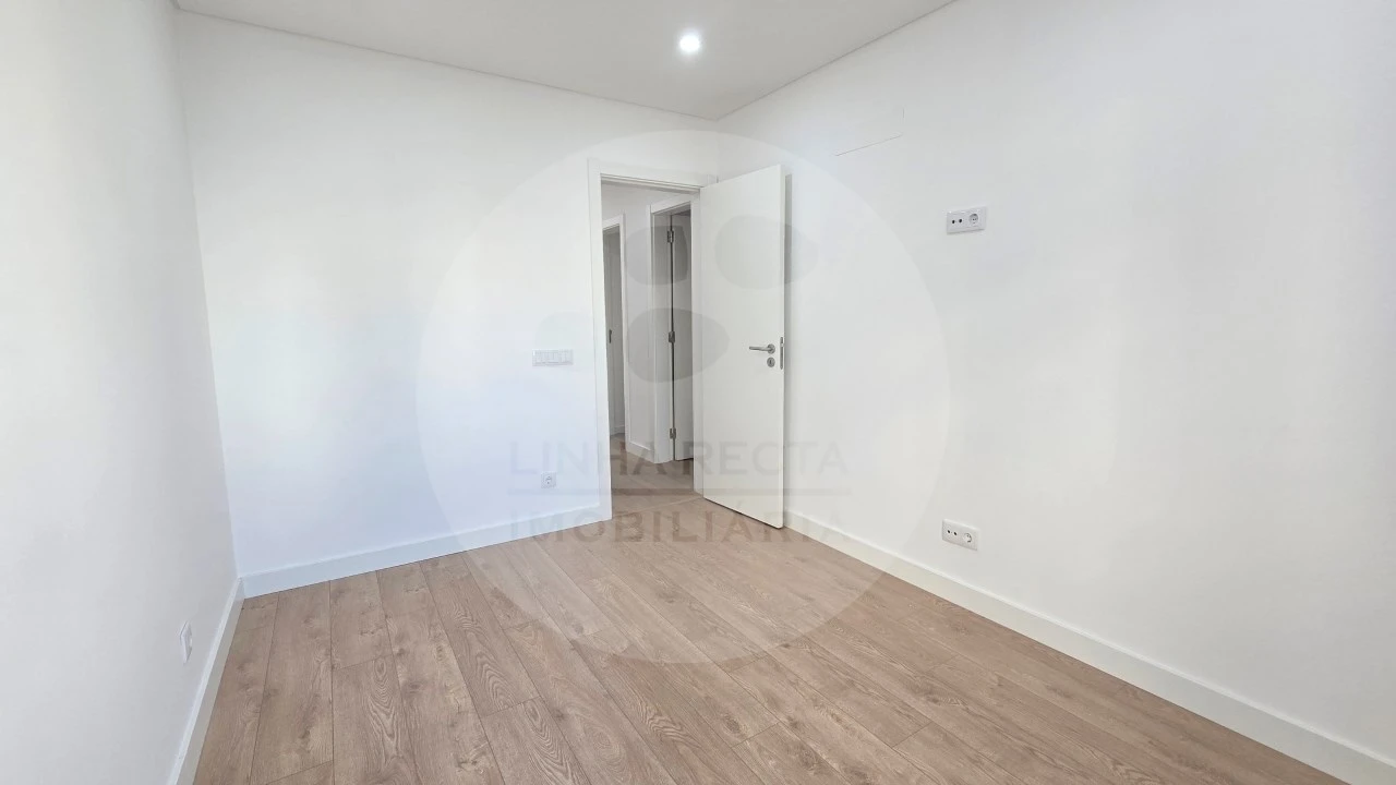 Apartamento T3 para Venda em União das Freguesias de Setúbal Foto 5