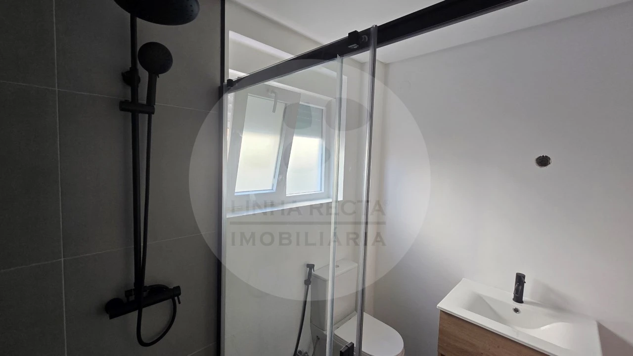 Apartamento T3 para Venda em União das Freguesias de Setúbal Foto 17