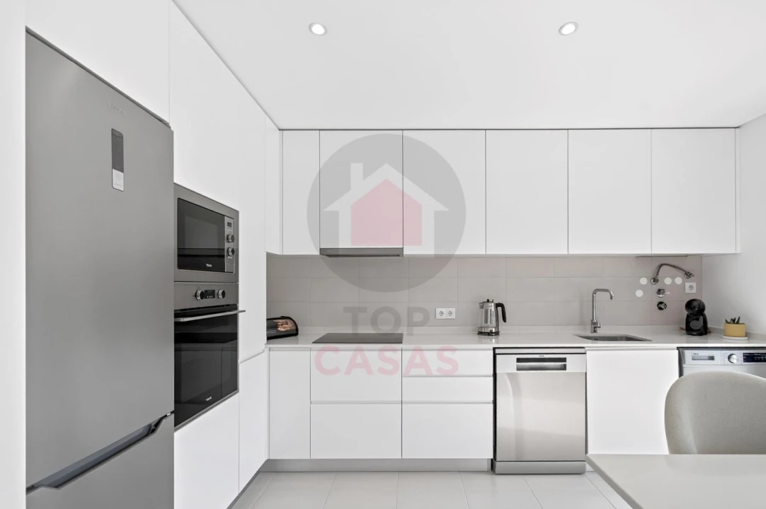 Apartamento T2 para Venda em Foz do Arelho Foto 13