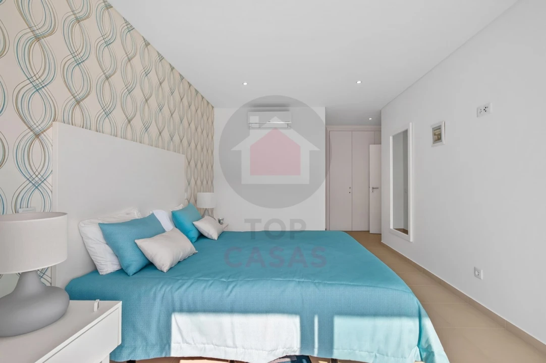 Apartamento T2 para Venda em Foz do Arelho Foto 24