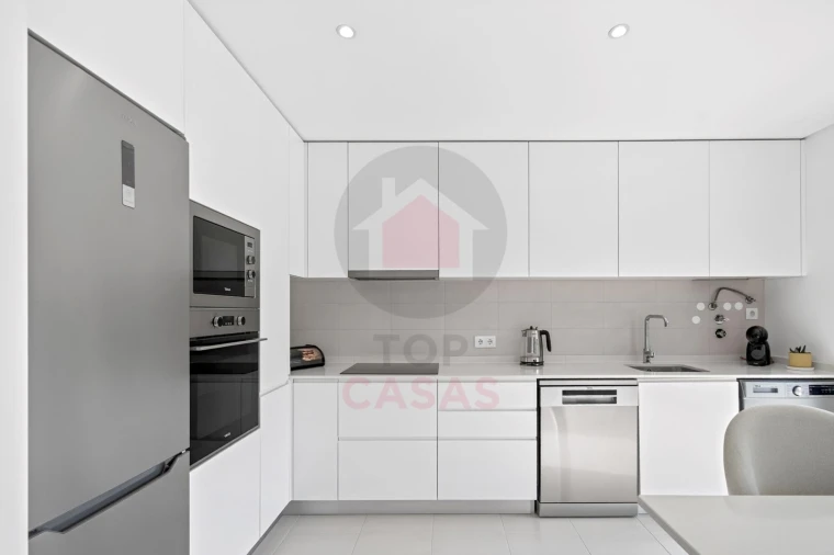 Apartamento T2 para Venda em Foz do Arelho Foto 13