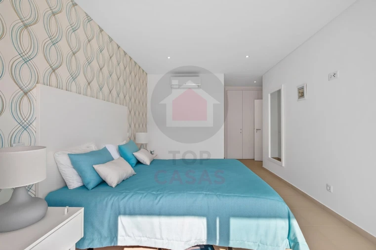 Apartamento T2 para Venda em Foz do Arelho Foto 24