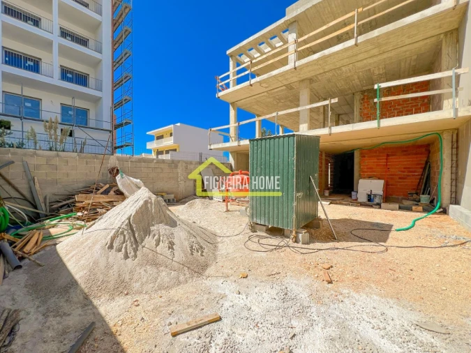 Moradia T4 para Venda em Tavarede Foto 5