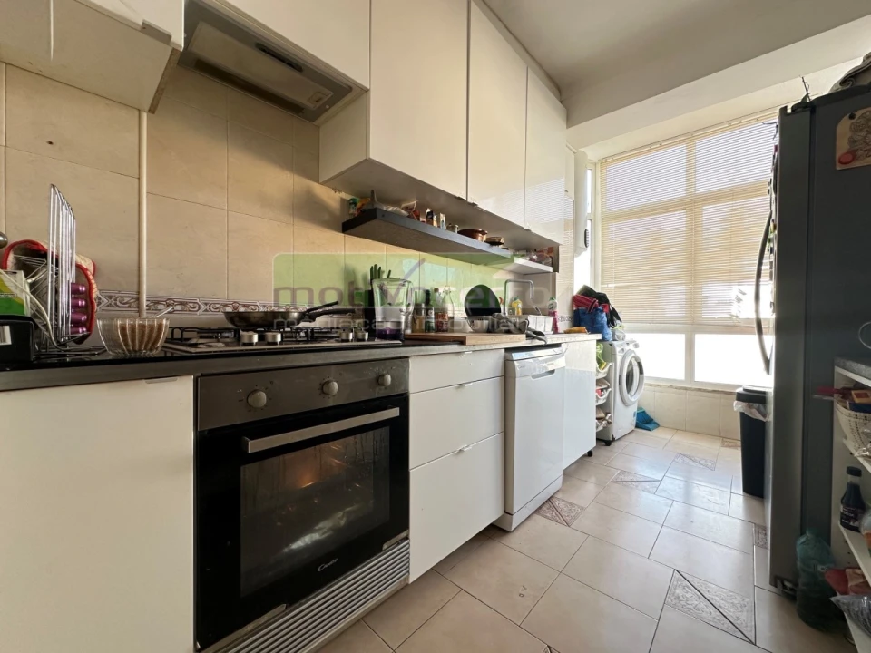 Apartamento T3 para Venda em Algueirão-Mem Martins Foto 3