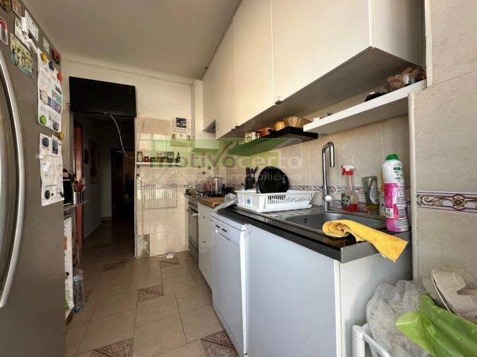 Apartamento T3 para Venda em Algueirão-Mem Martins Foto 4