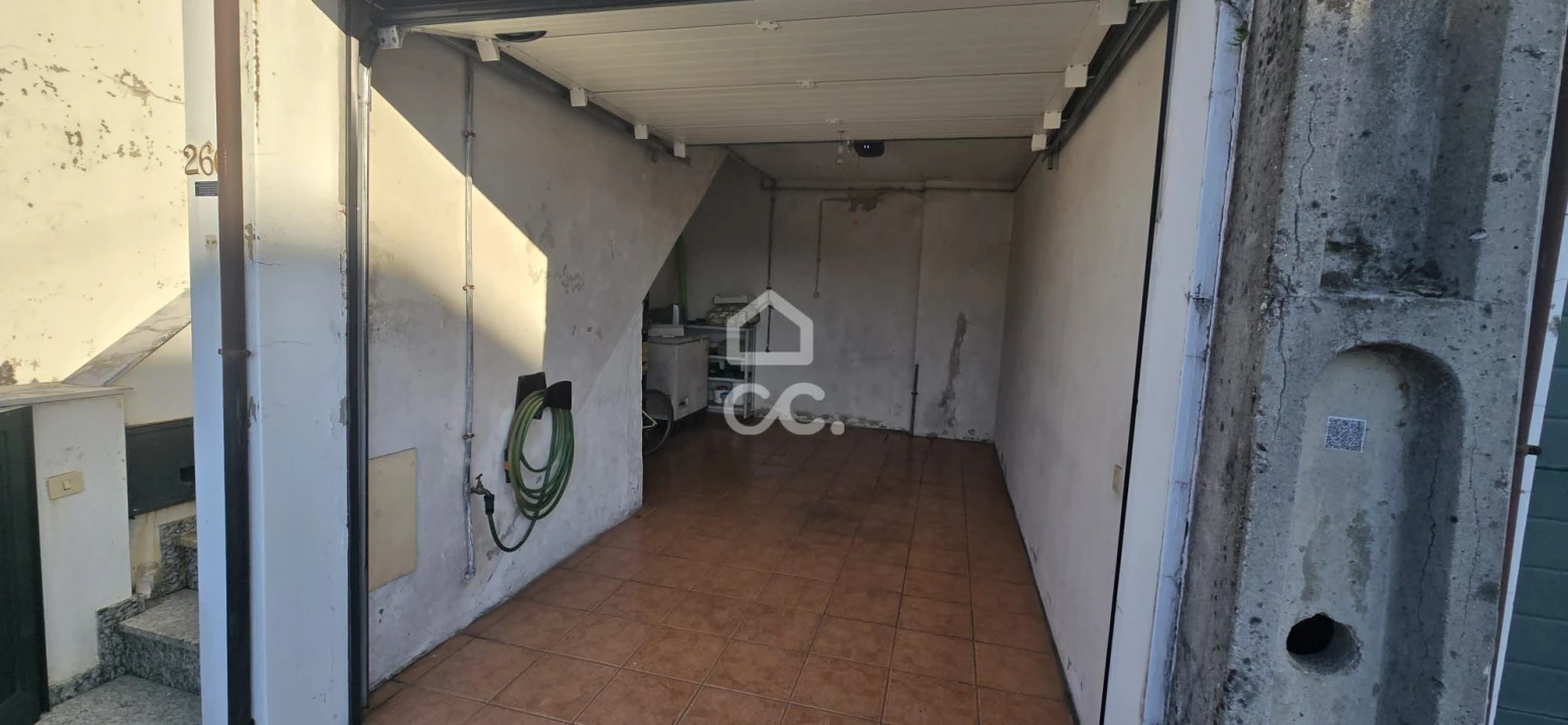 Moradia T2 para Venda em Selho (São Jorge) Foto 19