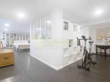 Moradia T5 para Venda em Quelfes