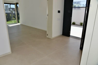 Moradia T4 para Venda em Canidelo