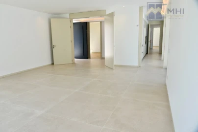 Moradia T4 para Venda em Canidelo