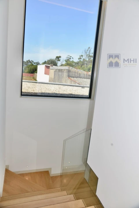 Moradia T4 para Venda em Canidelo