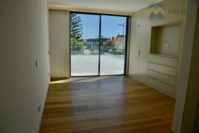 Moradia T4 para Venda em Canidelo