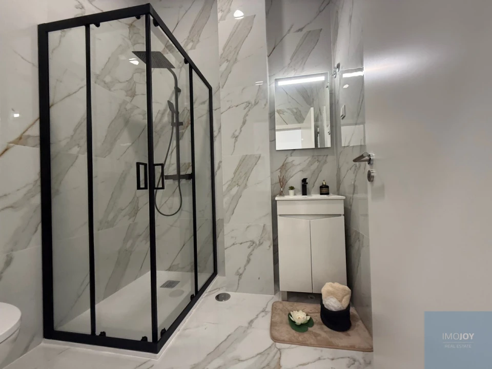 Apartamento T2 para Venda em São Vicente Foto 17