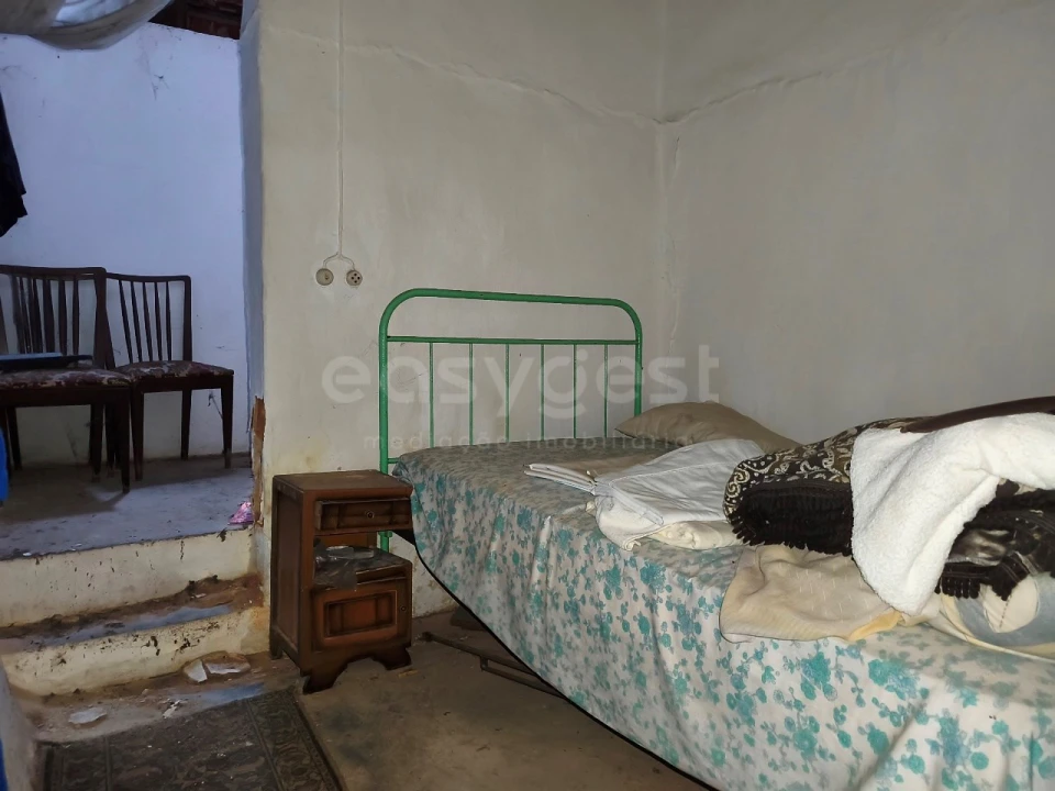Moradia para Venda em Amiais de Baixo Foto 7