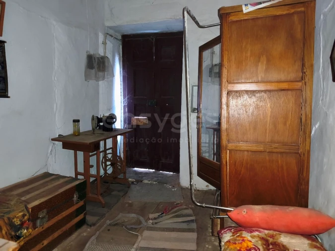 Moradia para Venda em Amiais de Baixo Foto 6