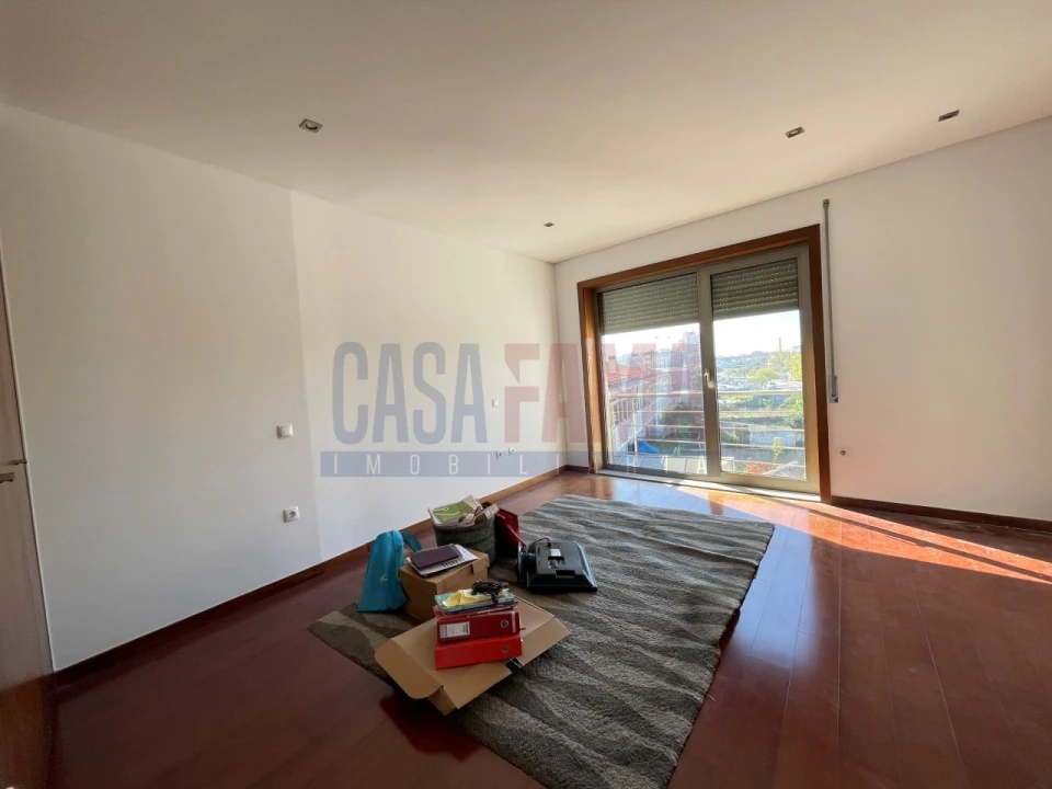 Moradia T4 para Venda em Póvoa de Varzim, Beiriz e Argivai Foto 16