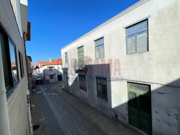 Moradia T4 para Venda em Póvoa de Varzim, Beiriz e Argivai