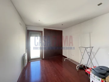 Moradia T4 para Venda em Póvoa de Varzim, Beiriz e Argivai