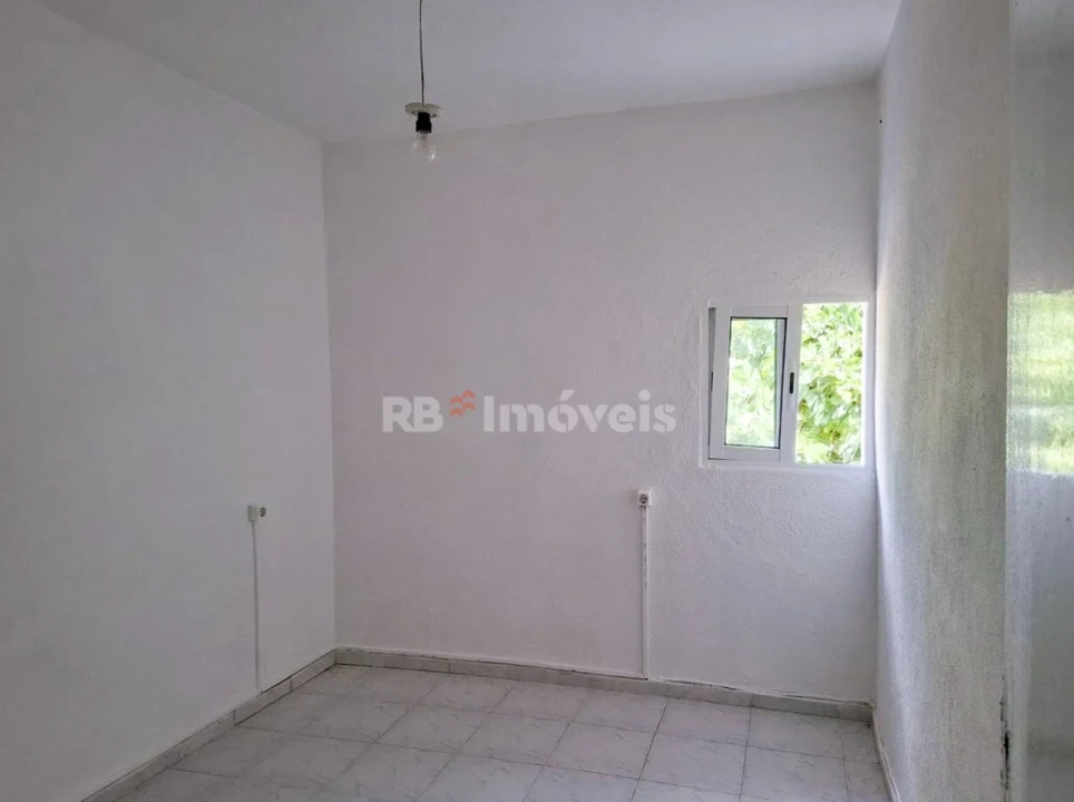 Moradia T3 para Venda em Tramagal Foto 5