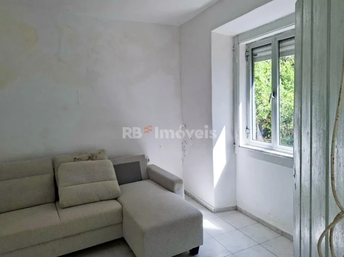 Moradia T3 para Venda em Tramagal Foto 2