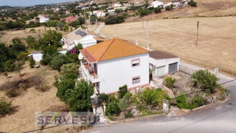 Moradia T4 para Venda em Silves