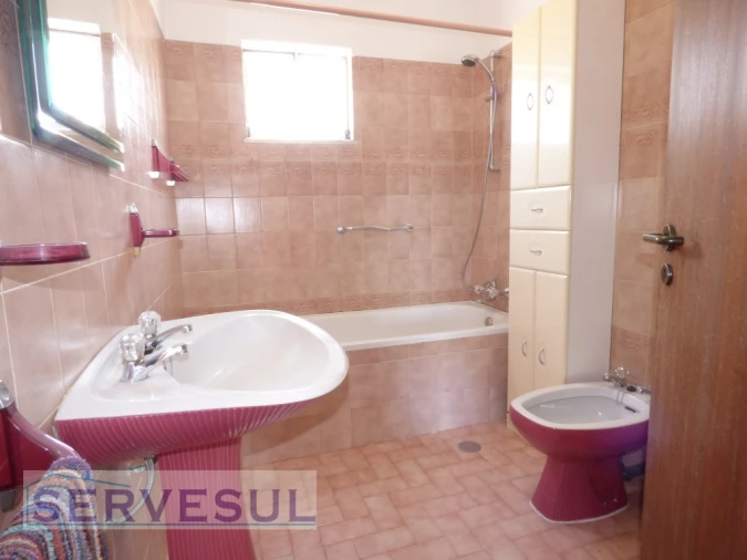 Moradia T4 para Venda em Silves Foto 22