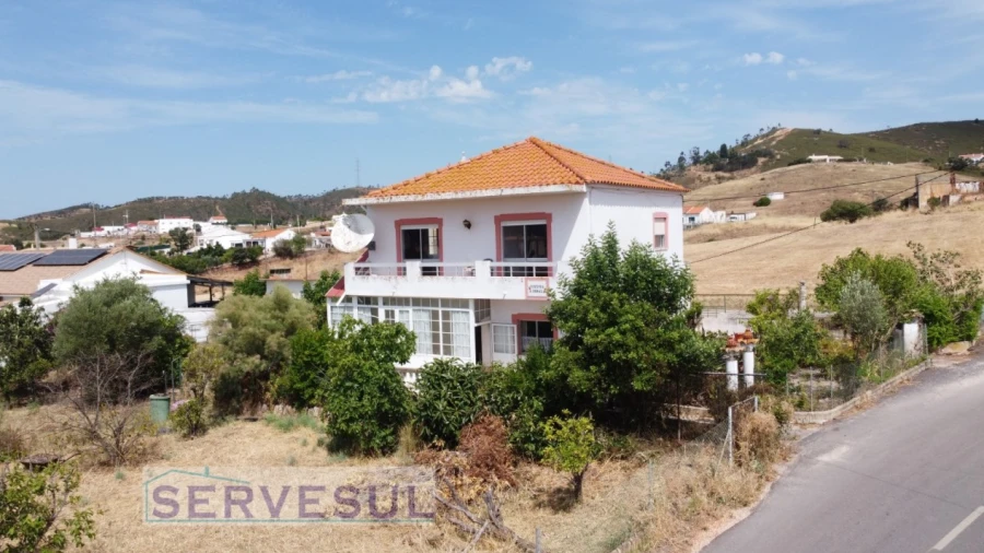 Moradia T4 para Venda em Silves