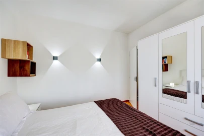 Apartamento T1 para Venda em Massamá e Monte Abraão