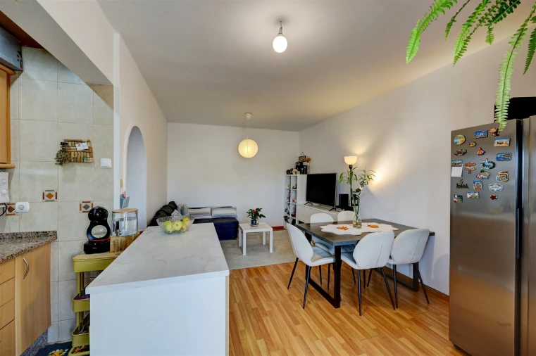 Apartamento T1 para Venda em Massamá e Monte Abraão Foto 18