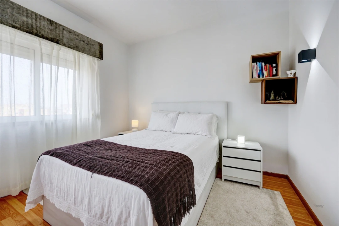 Apartamento T1 para Venda em Massamá e Monte Abraão Foto 24