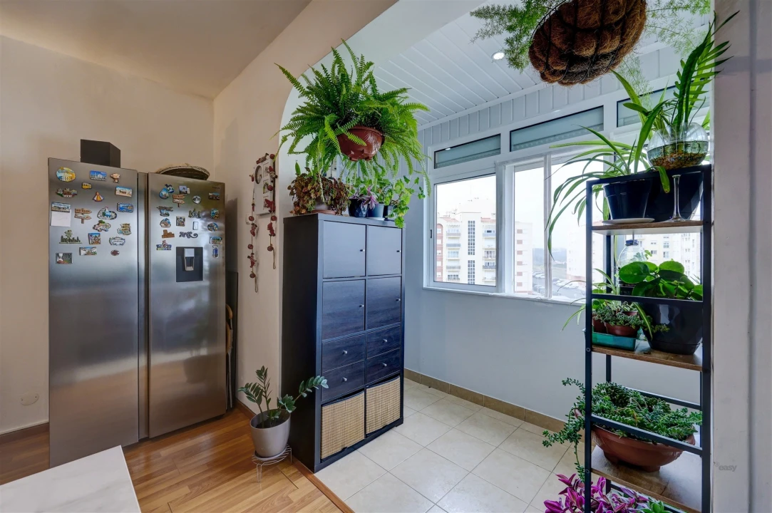 Apartamento T1 para Venda em Massamá e Monte Abraão Foto 14