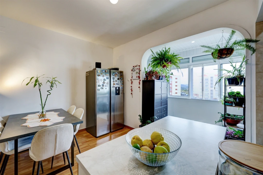 Apartamento T1 para Venda em Massamá e Monte Abraão Foto 11