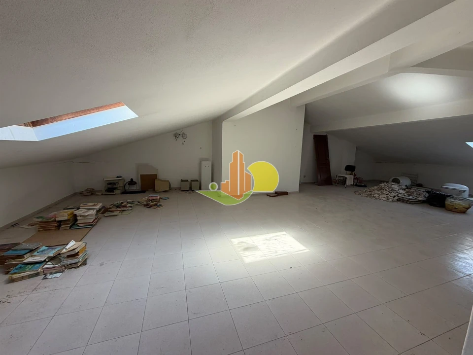 Apartamento T0 para Venda em Buarcos Foto 2