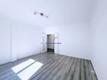 Apartamento T3 para Venda em Quinta do Conde