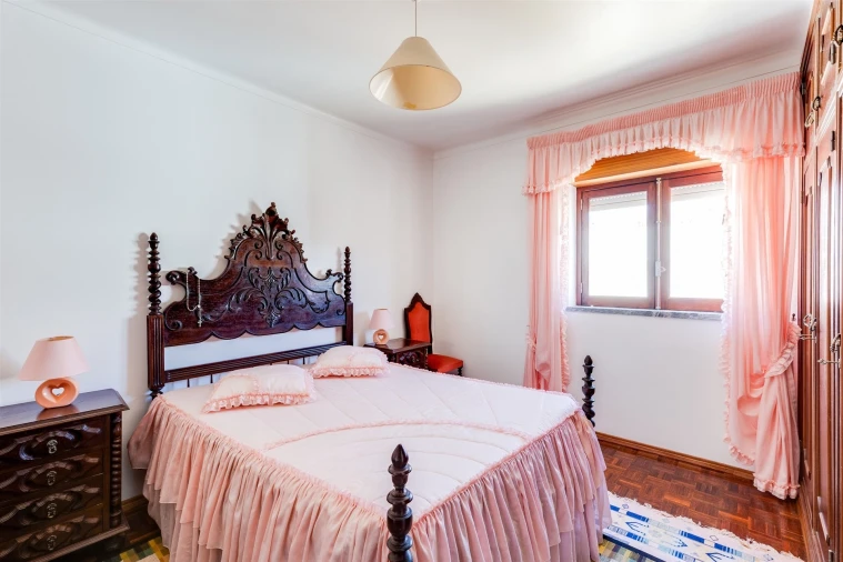 Apartamento T2 para Venda em Nazare Foto 15