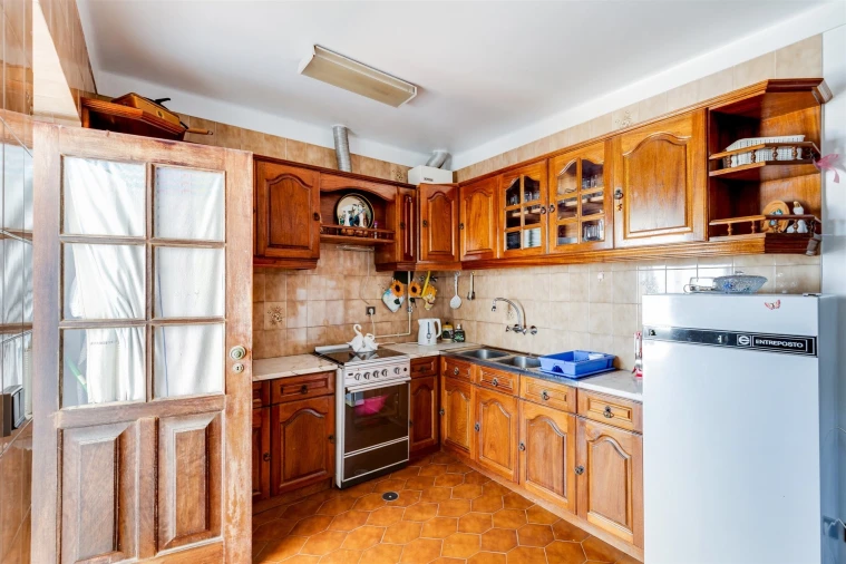 Apartamento T2 para Venda em Nazare Foto 10