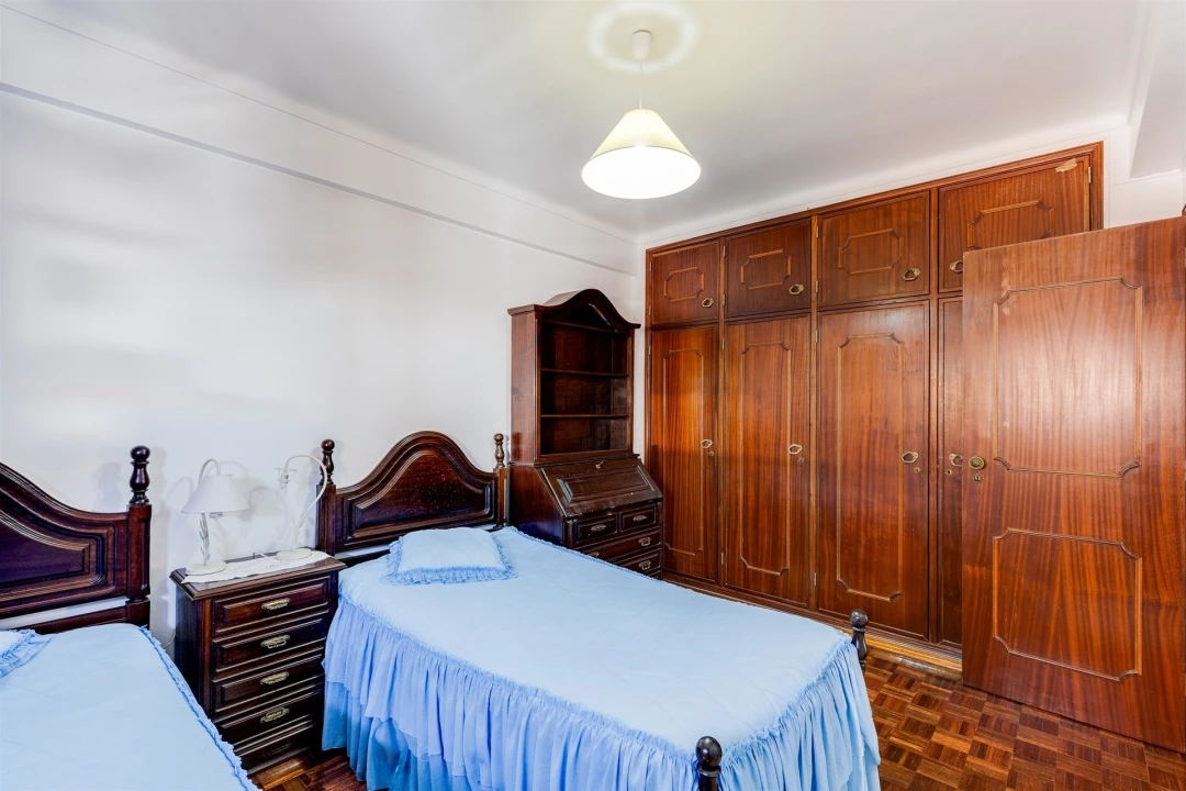 Apartamento T2 para Venda em Nazare Foto 20
