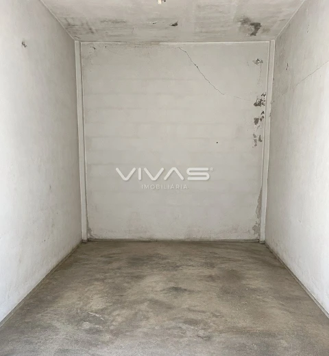 Garagem para Venda em Mafamude e Vilar do Paraíso